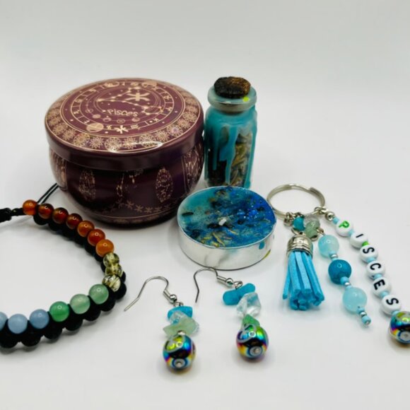 PISCES GIFT Zodiac Healing Crystal Gift Set (6 pc) - FREE abundance candle - Picture 1 of 3